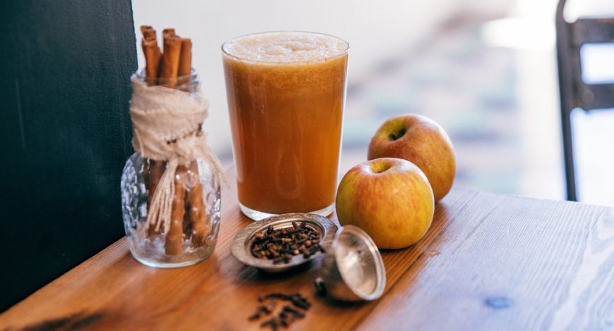 Il centrifugato dell’inverno: mela e cannella