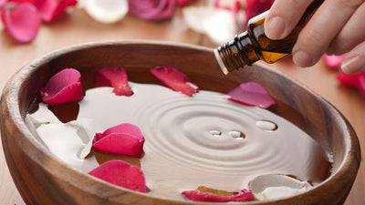 Come preparare un olio da massaggio: ingredienti base