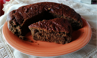 Torta alla barbabietola senza glutine e senza latticini